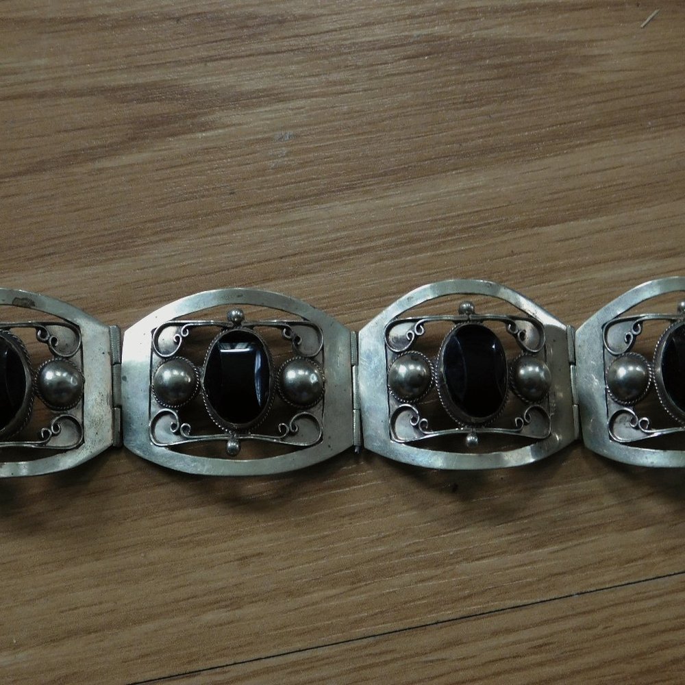 Black Onyx & Silver Bracelet Signed